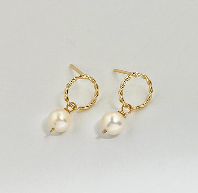 Freshwater Pearl Circle Stud Earrings